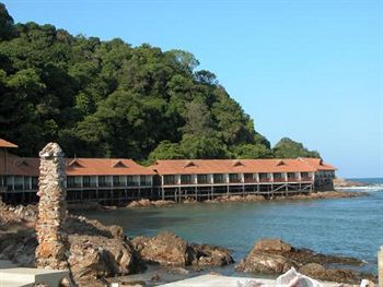 Gem Island Resort and Spa