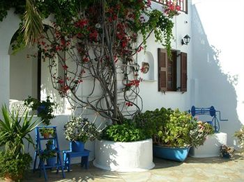 Christina Hotel