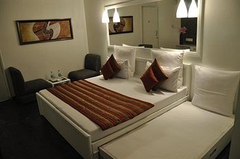 Hotel Arco Palace