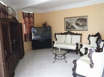 Elegant Suites & Apartments