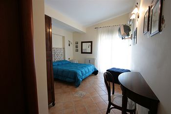 Casa Fiorita Bed & Breakfast