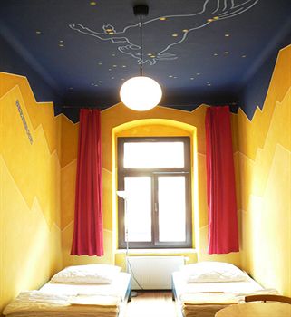 Hostel Mondpalast