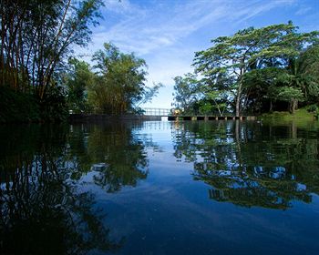 Hunas Falls by Amaya