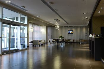 Best Western Premier CHC Airport
