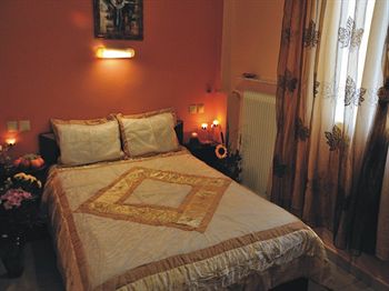 Alexandria Hotel