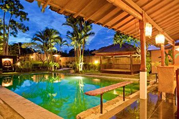 Aqua Bali Villa