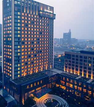Renaissance Shanghai Caohejing Hotel