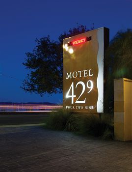 Motel 429