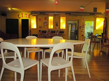 Yellow Nest Hostel Barcelona