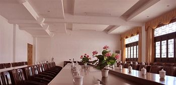 Wuyuan Rainbow Bridge Resort