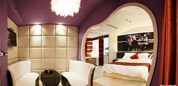 Tongxiang Bainian Shangting Hotel