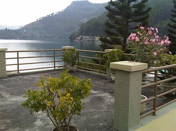 Pandu Lakeside Hotel Parapat - Toba Lake