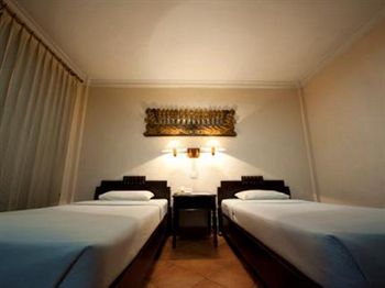 Indi Hotel
