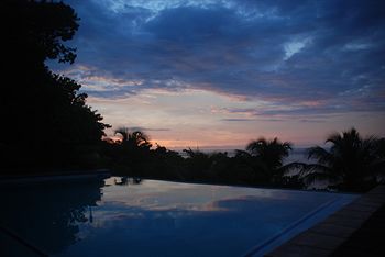 Mayoka Lodge