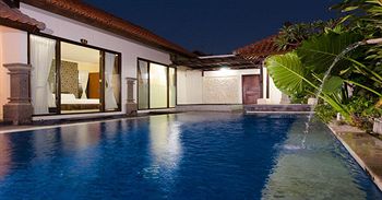 Village Indah Villas
