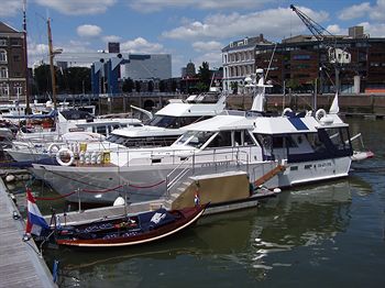 Maria Callas Yachthotel