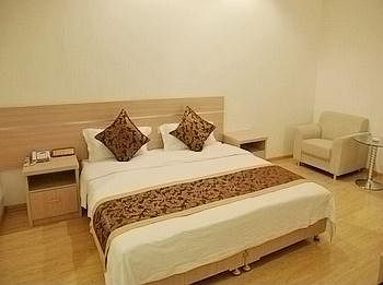 Super 8 Hotel Yazhong - Urumqi