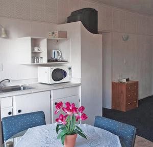 Hansens Cottage Motel