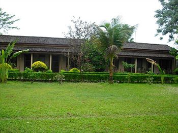 Unique Wild Resort