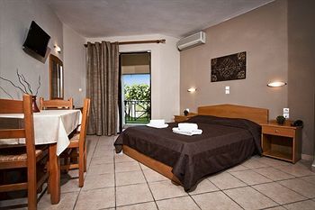Mirtilos Studios & Apartments