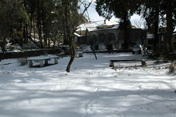 Carlton's Plaisance Hotel, Mussoorie