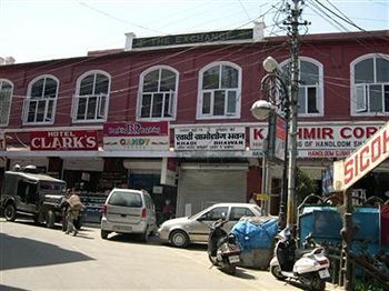 Hotel Clarks, Mussoorie