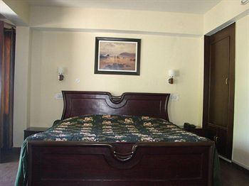Hotel Emerald Heights