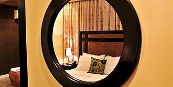 New Avon Hotel