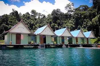 Khao Sok Smiley Lakehouse