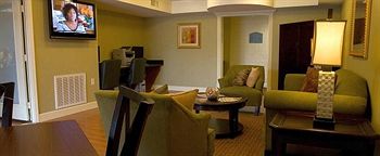 Home-Towne Suites Columbus