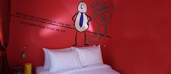 Zoom Inn Boutique Hotel