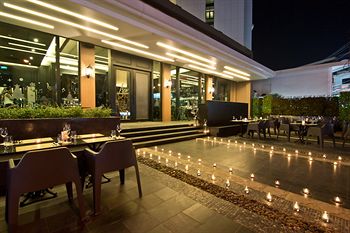 Tsix5.25 Hotel