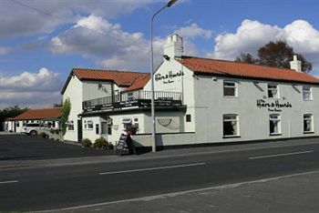 Hare & Hounds Inn