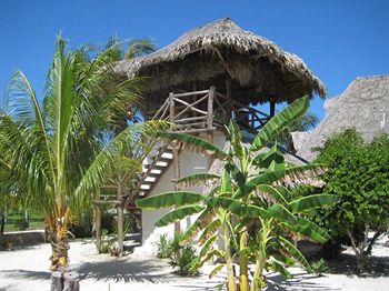 Guesthouse Holbox Apartments & Suites