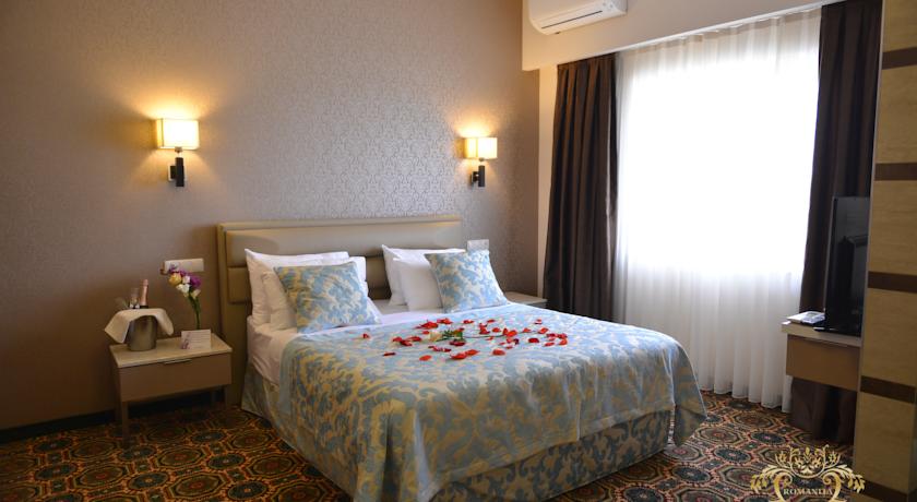 Revelion 2018 Maramures Baia Mare Hotel Romanita 4 Sejur Romaniantourism Ro